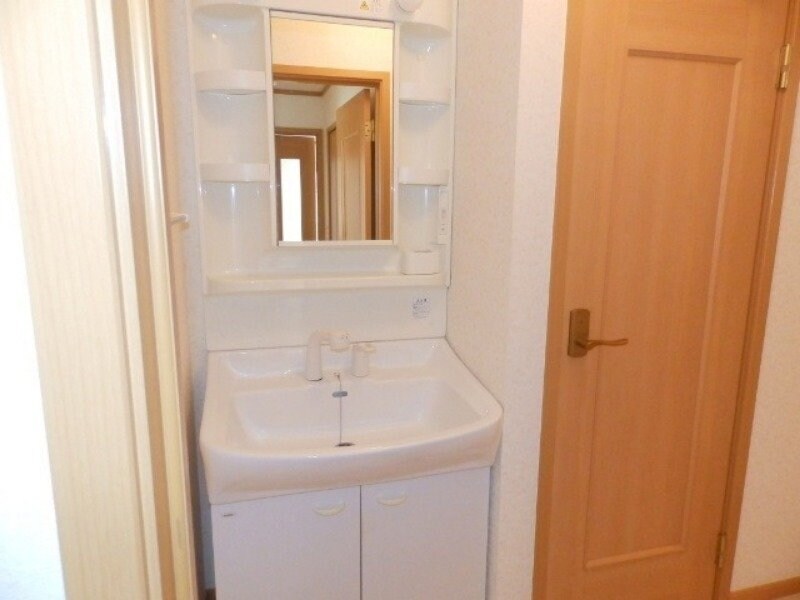 物件内観写真8　(同物件別部屋参考写真です。)