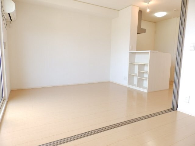 物件内観写真6　(別部屋同タイプです)