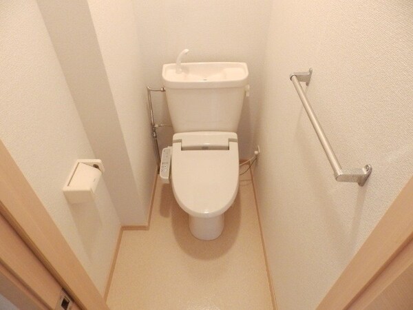 トイレ(同タイプの部屋写真です)