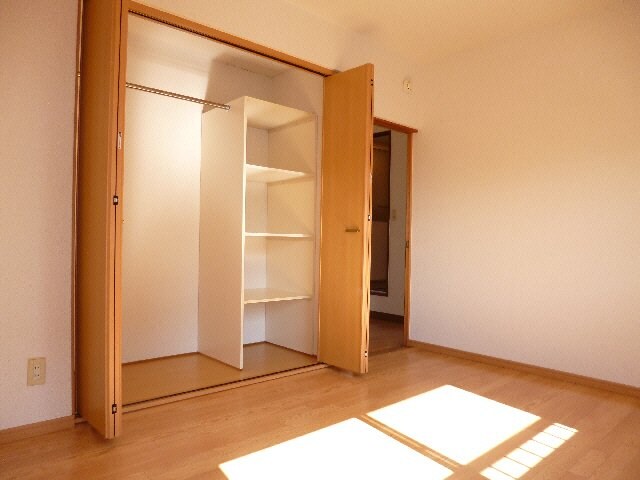 物件内観写真10　(同物件別室の画像です)