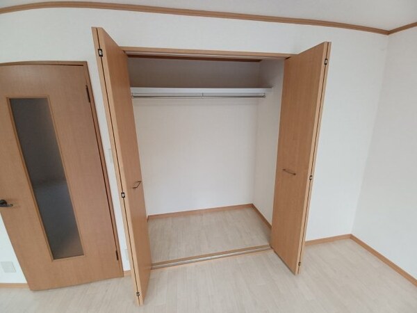 収納(同物件別部屋写真)