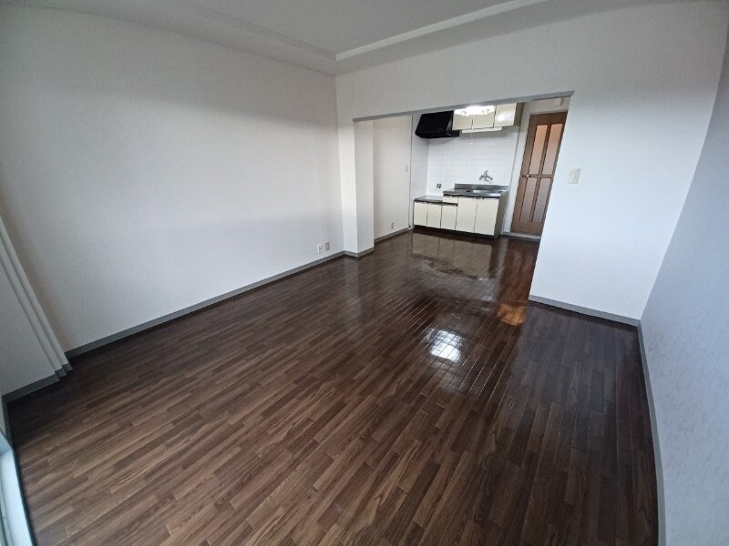 物件内観写真7　(同型反転参考写真)