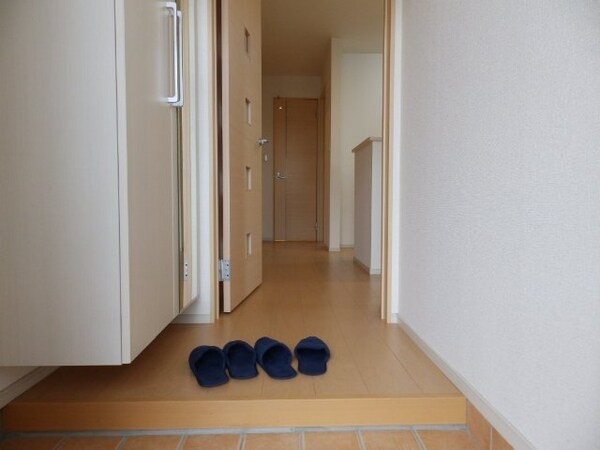 玄関(別部屋同タイプ)