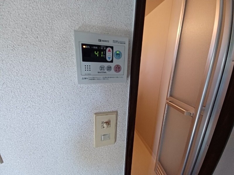 物件内観写真16　(別部屋反転参考写真)