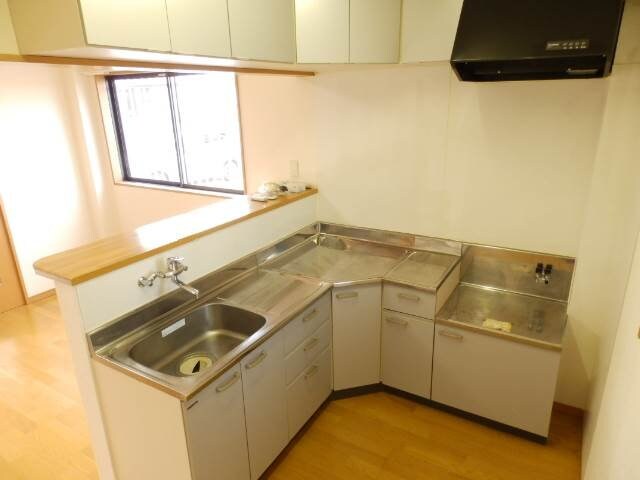 物件内観写真6　(カウンターキッチン)