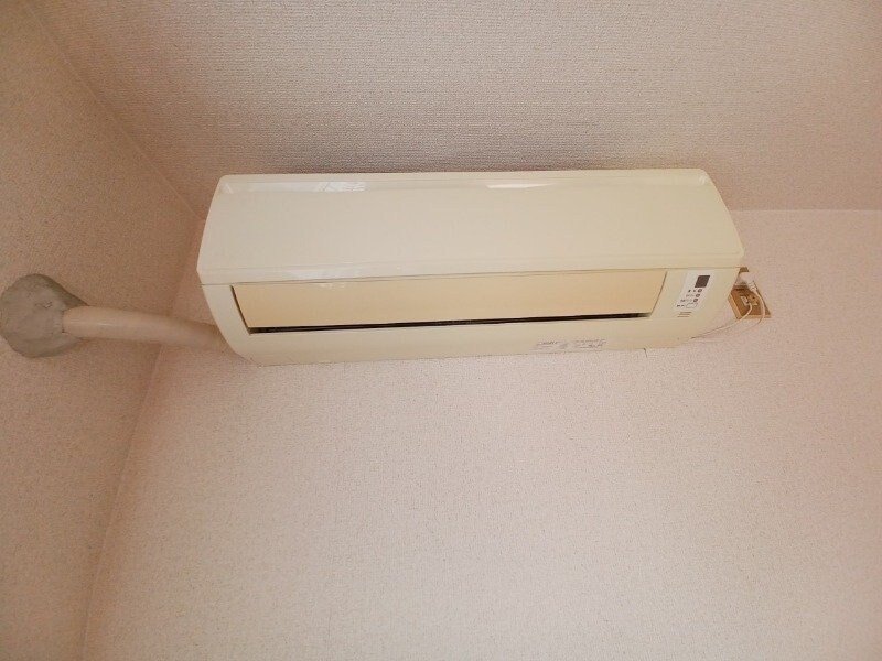 物件内観写真7　(別部屋反転写真です)