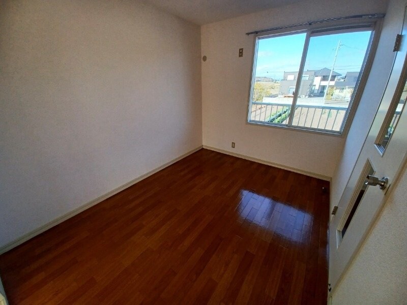 物件内観写真20　(別部屋反転写真です)