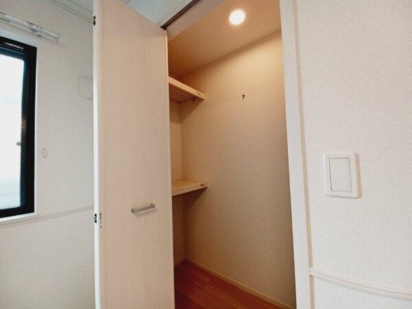 収納(同型部屋写真です。)