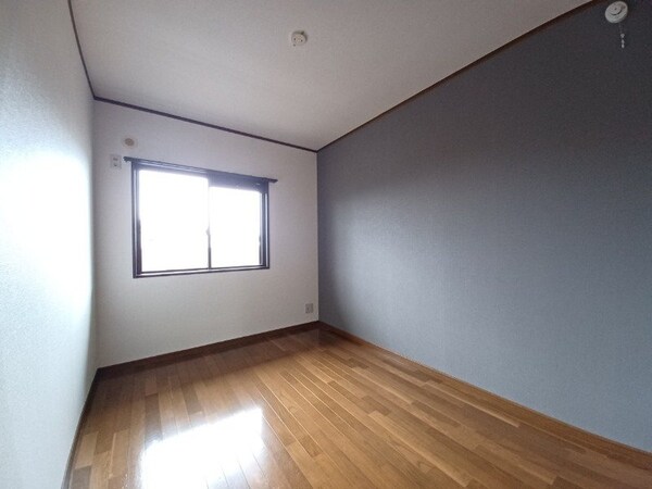 その他(別部屋写真です)