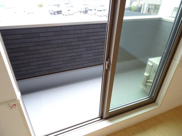 バルコニー(別部屋同タイプ)