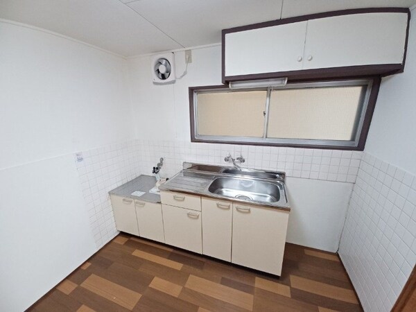 キッチン(同型部屋写真です。)