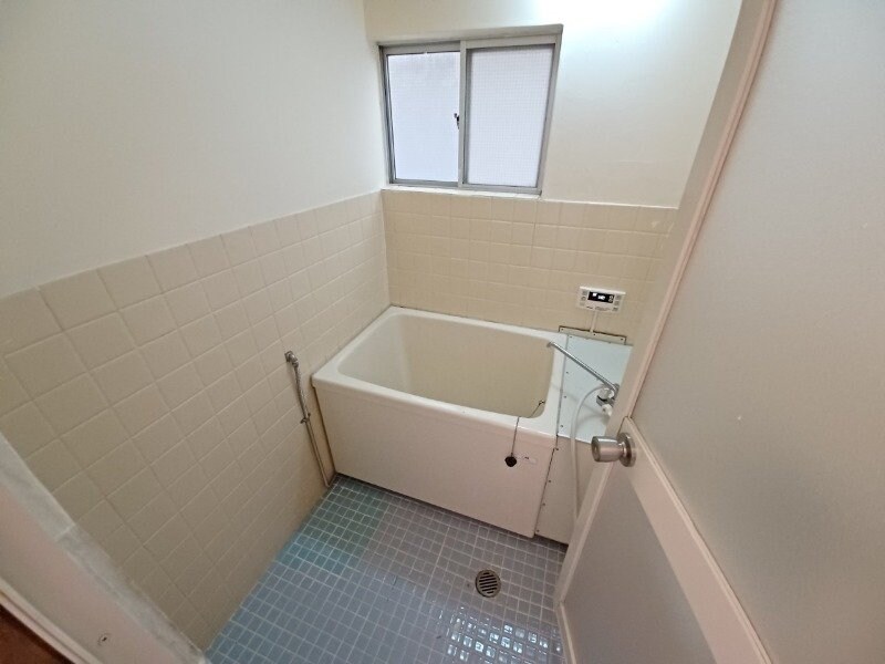 物件内観写真7　(同型部屋写真です。)