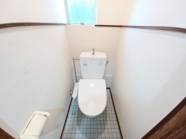 トイレ(同型部屋写真です。)