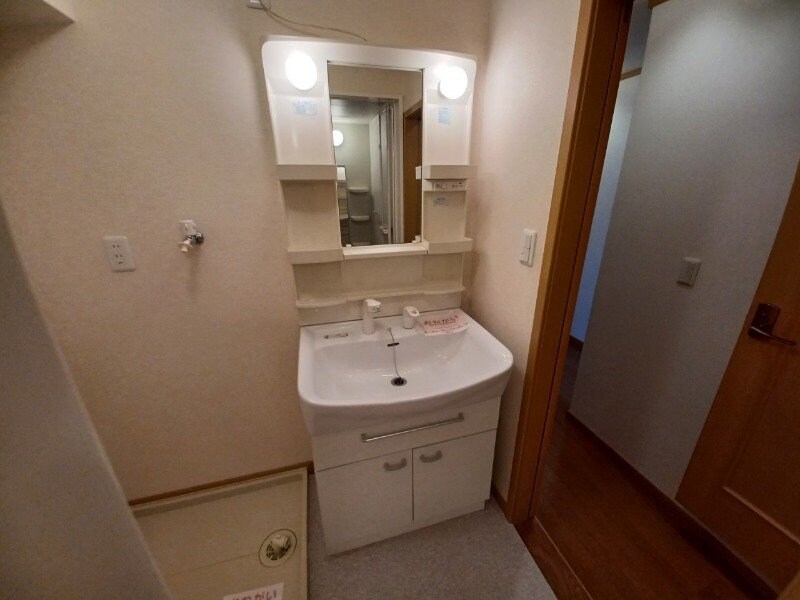 物件内観写真8　(同型反転写真)