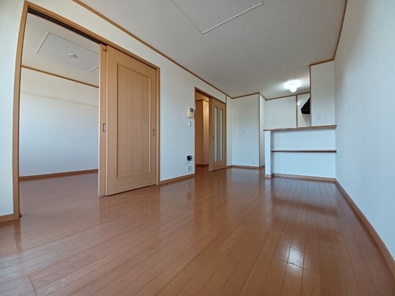 物件内観写真16　(同型反転写真)