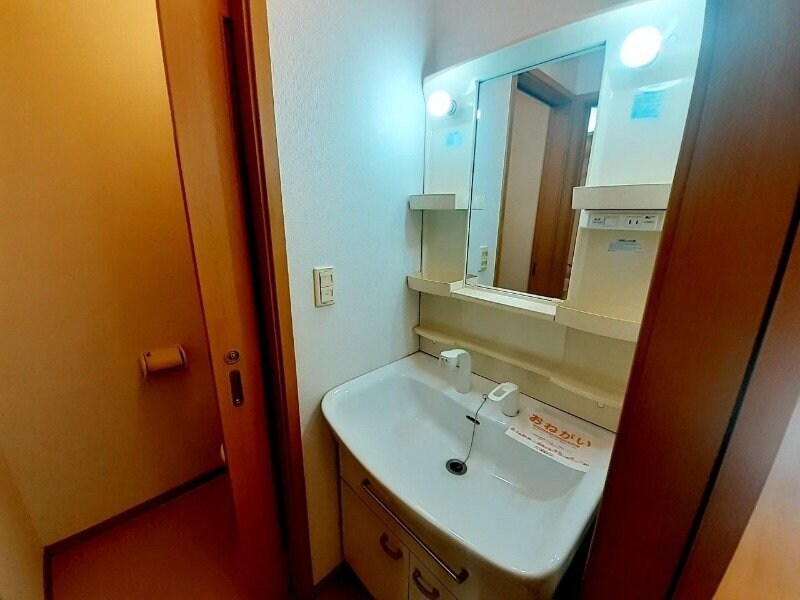 物件内観写真18　(同型参考写真)