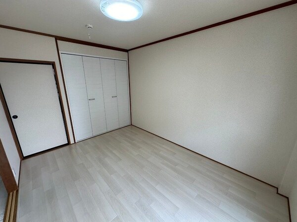 その他部屋・スペース(同型反転タイプのお写真です)