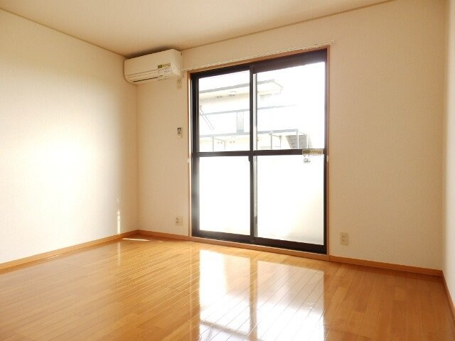 物件内観写真4　(別部屋同型タイプ写真です。)