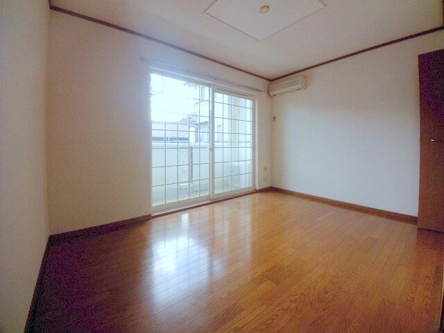 物件内観写真5　(同タイプ部屋写真です。)