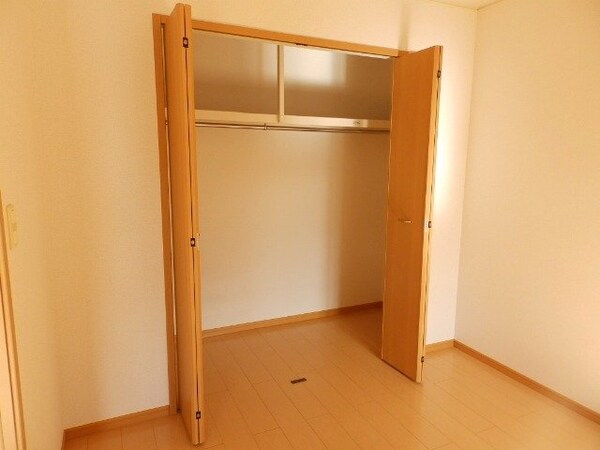 収納(同型写真)