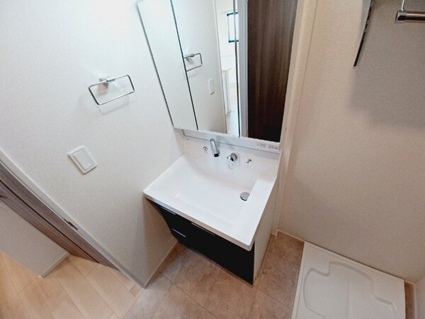 洗面所(別部屋同型タイプです。)