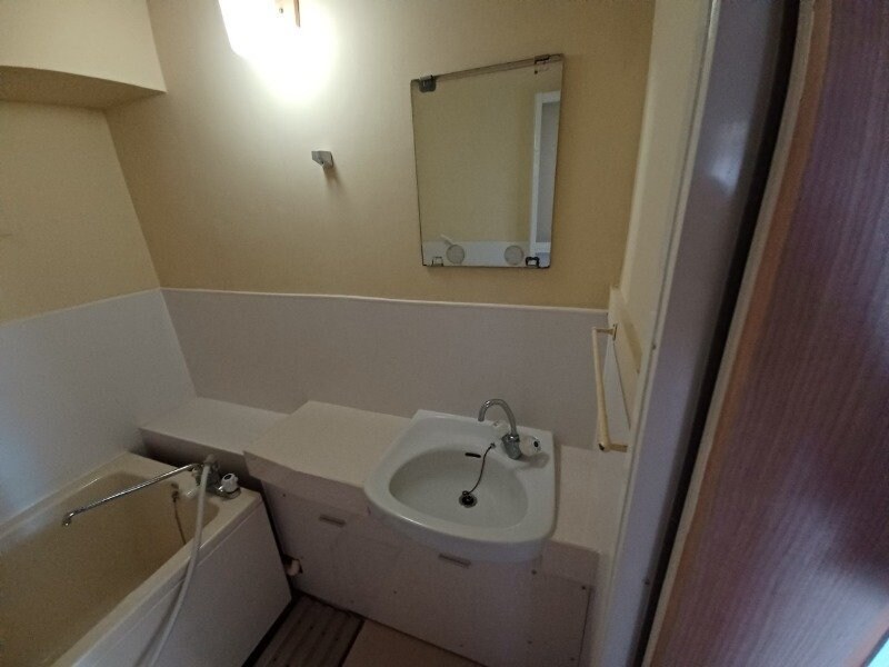 物件内観写真12　(同物件別室画像)