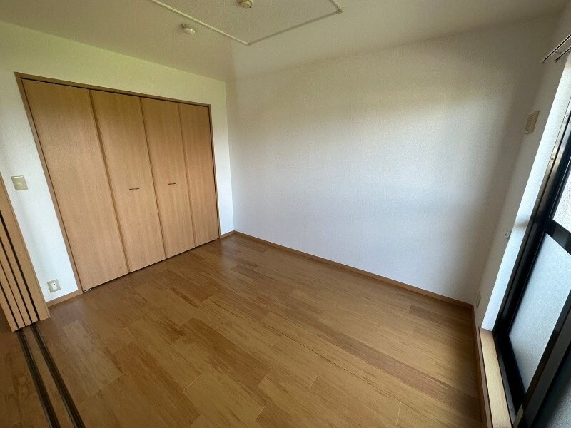 物件内観写真12　(同型反転参考写真)