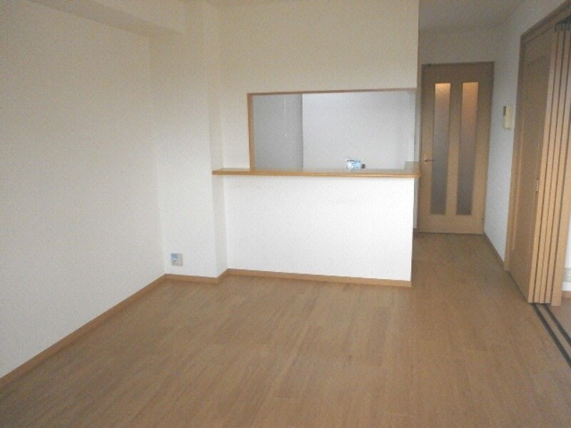 物件内観写真18　(同型反転参考写真)