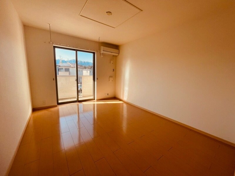 物件内観写真4　(同タイプ部屋写真です。)