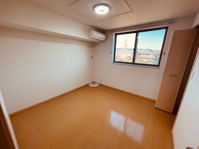 物件内観写真9　(同タイプ部屋写真です。)