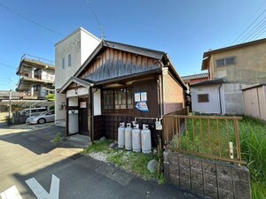中島借家外観写真