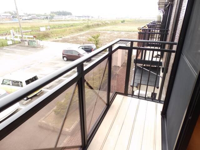 物件内観写真13　(別部屋同型タイプです。)