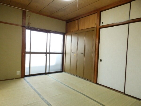 収納(同タイプ部屋写真です。)