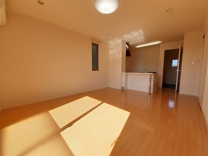 物件内観写真11　(同物件、別部屋写真)