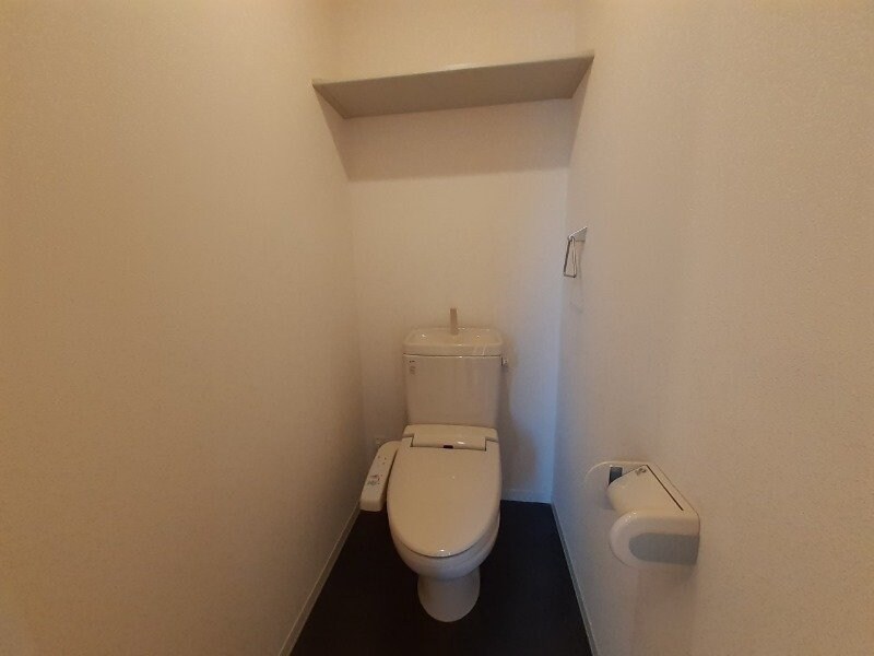 物件内観写真15　(同物件、別部屋写真)