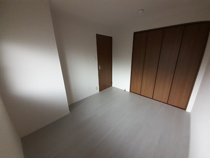 物件内観写真12　(同物件別室画像)