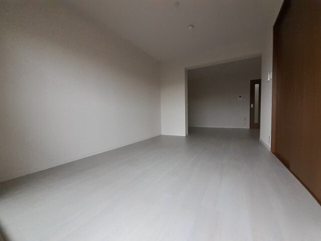 物件内観写真17　(同物件別室画像)