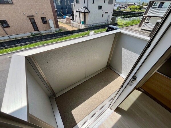 バルコニー(同物件の別部屋写真です)