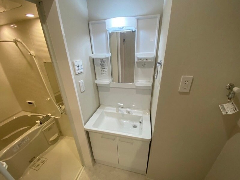 物件内観写真9　(同物件の別部屋写真です。)