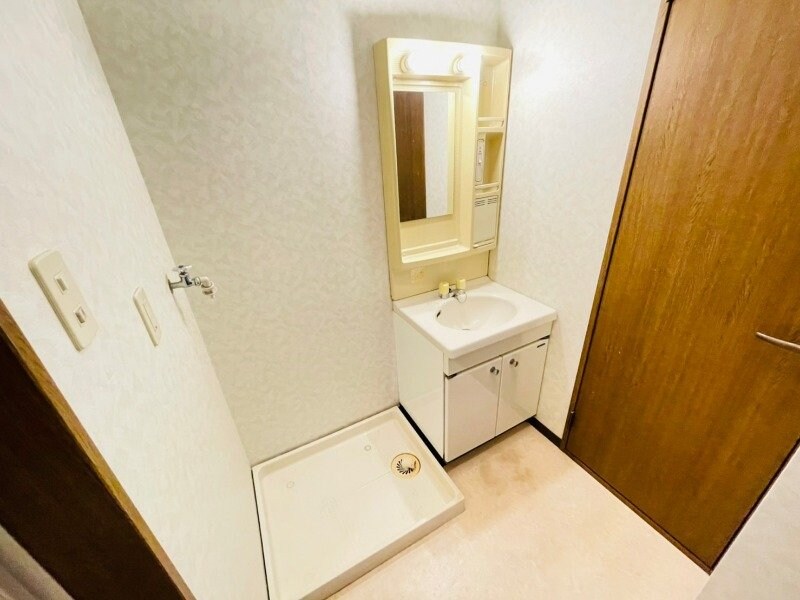 物件内観写真10　(同型参考写真です。)