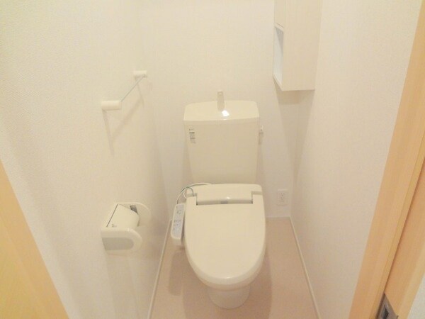 トイレ(同型物件写真)