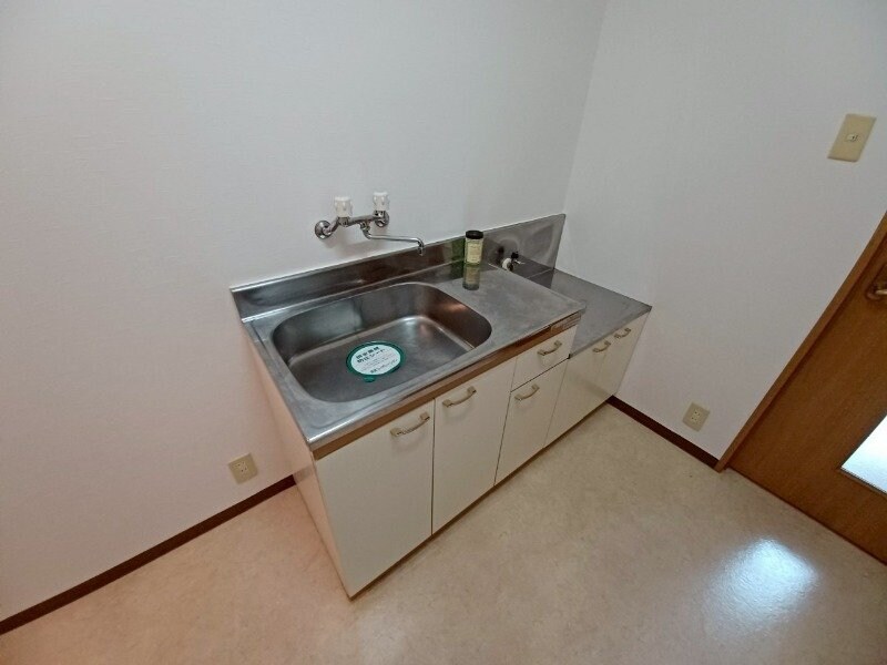 物件内観写真7　(別部屋反転参考写真です。)