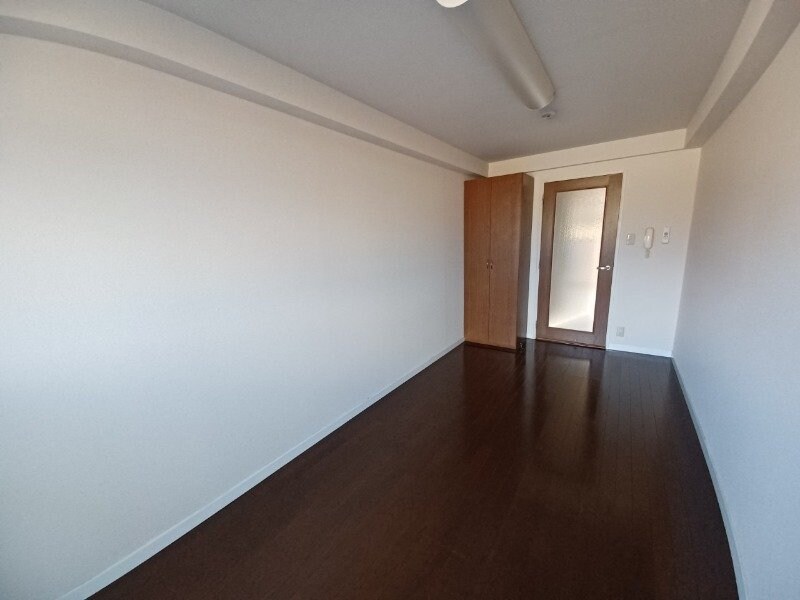 物件内観写真6　(同物件の別部屋写真です。)