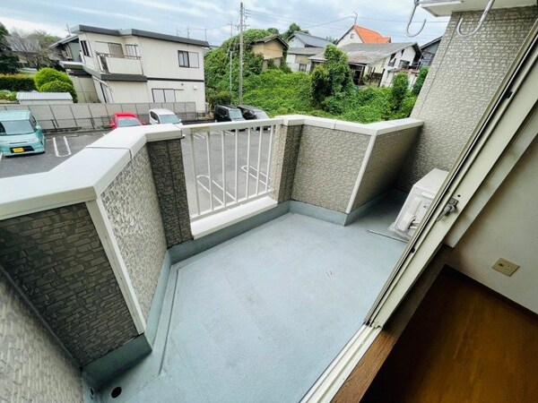 バルコニー(同型反転写真)