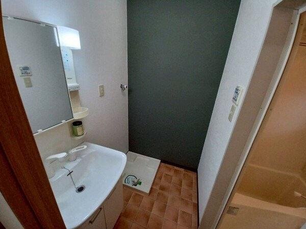 洗面所(同物件別室画像)