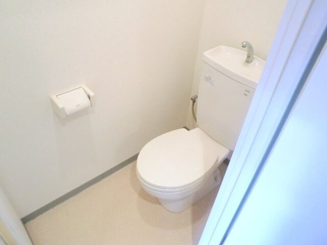 物件内観写真11　(同物件別室写真)