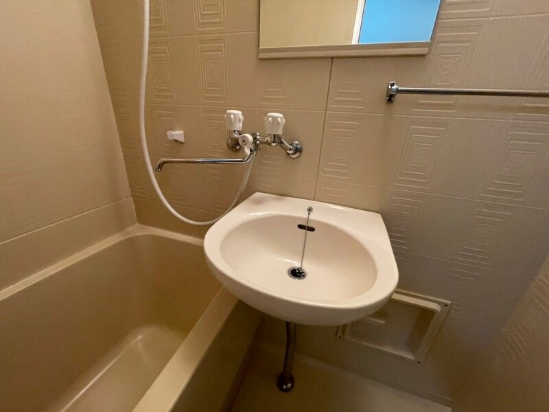 物件内観写真9　(同型反転タイプのお写真です)