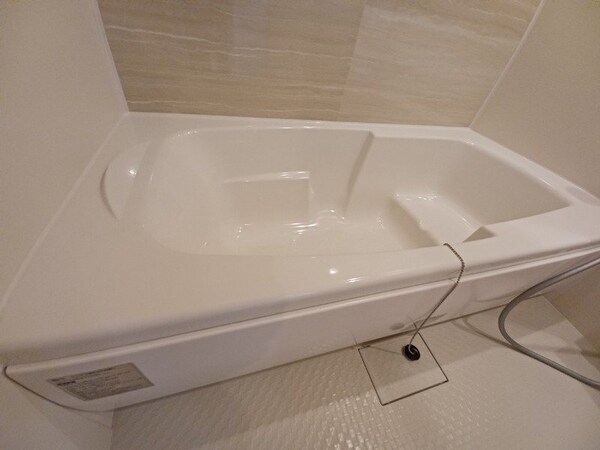 バス／シャワールーム等(同型参考写真)