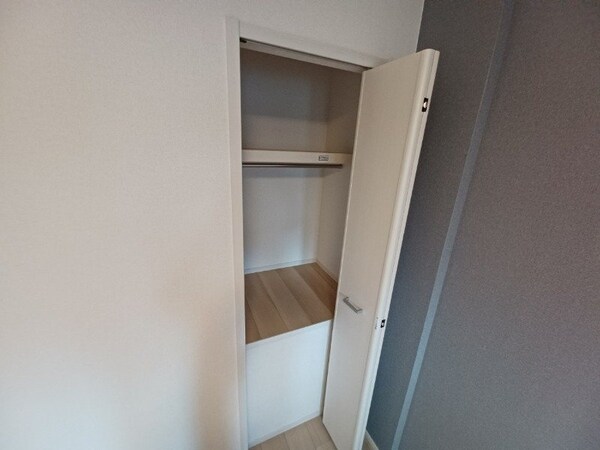 収納(同型参考写真)