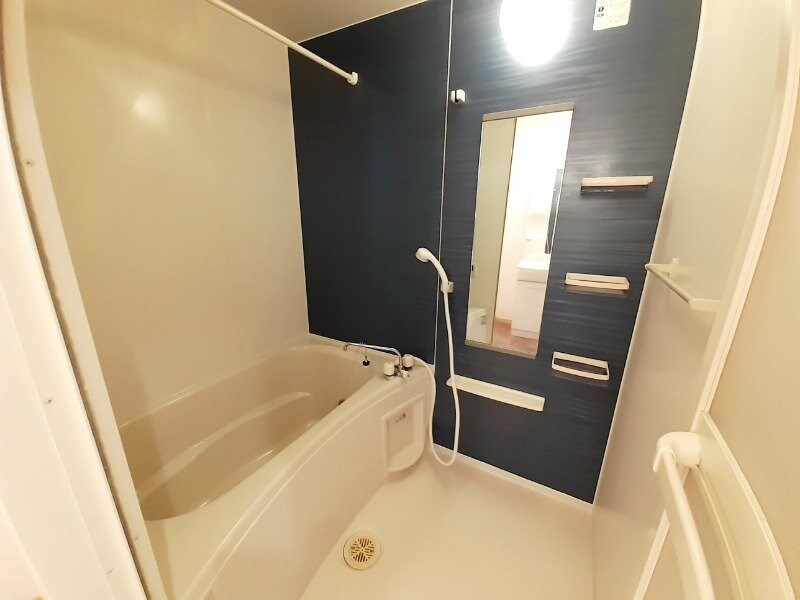 物件内観写真13　(同型写真になります。)